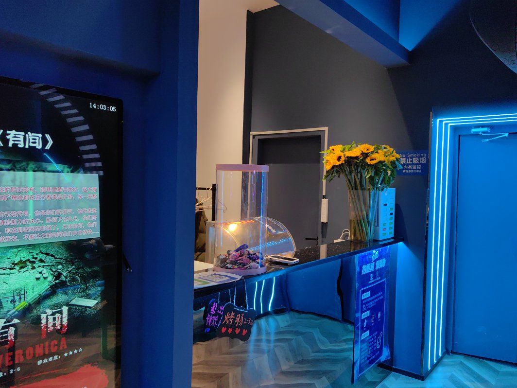 密室逃脱的物质世界与精神世界